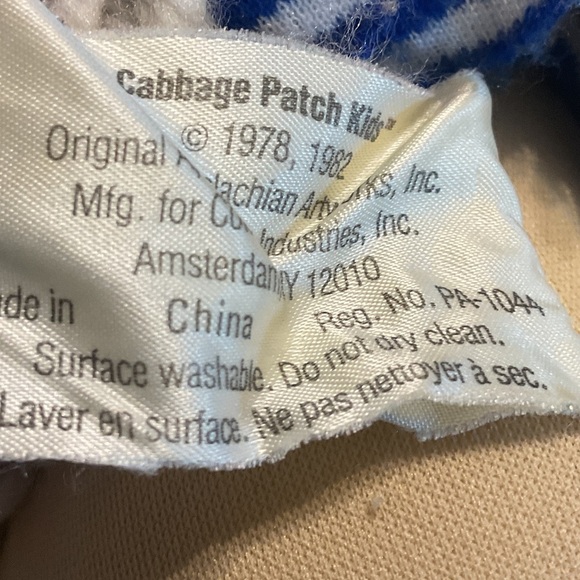 82 cabbage patch doll - Picture 11 of 11